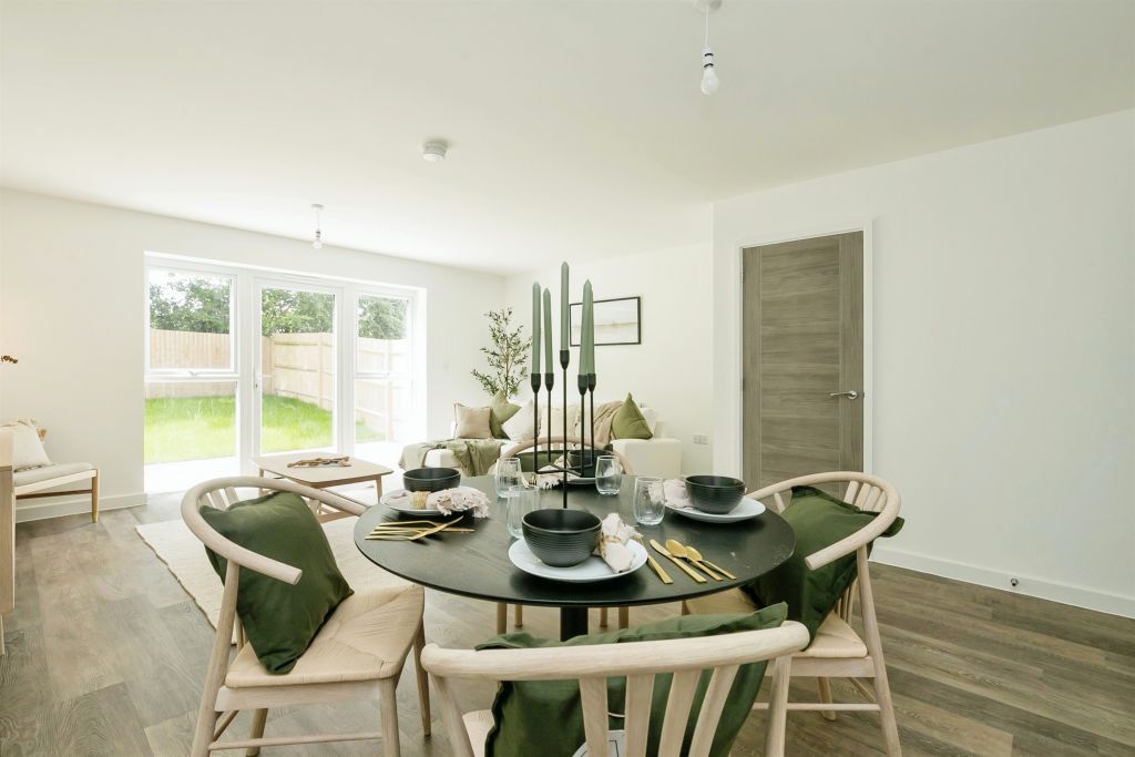 Property photo 3 of 8