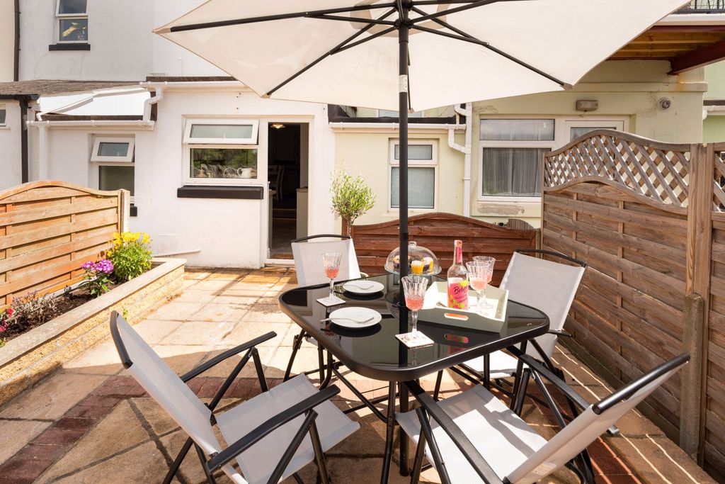 Property photo 2 of 15 Picture No. 09