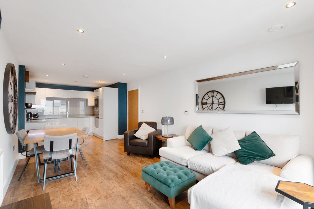 Property photo 3 of 11 Photo 3