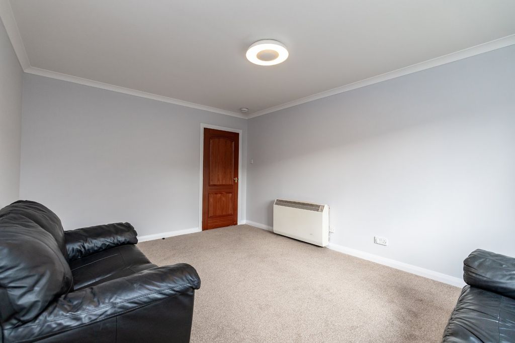 Property photo 3 of 17 Photo 3