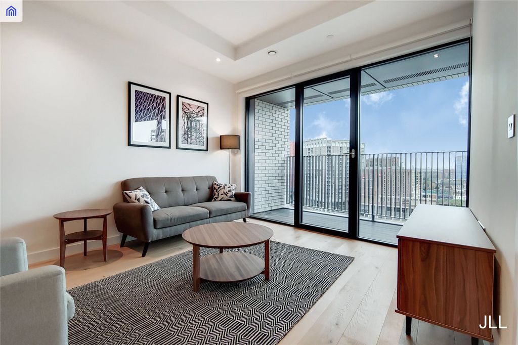 Property photo 2 of 10 Picture No. 17