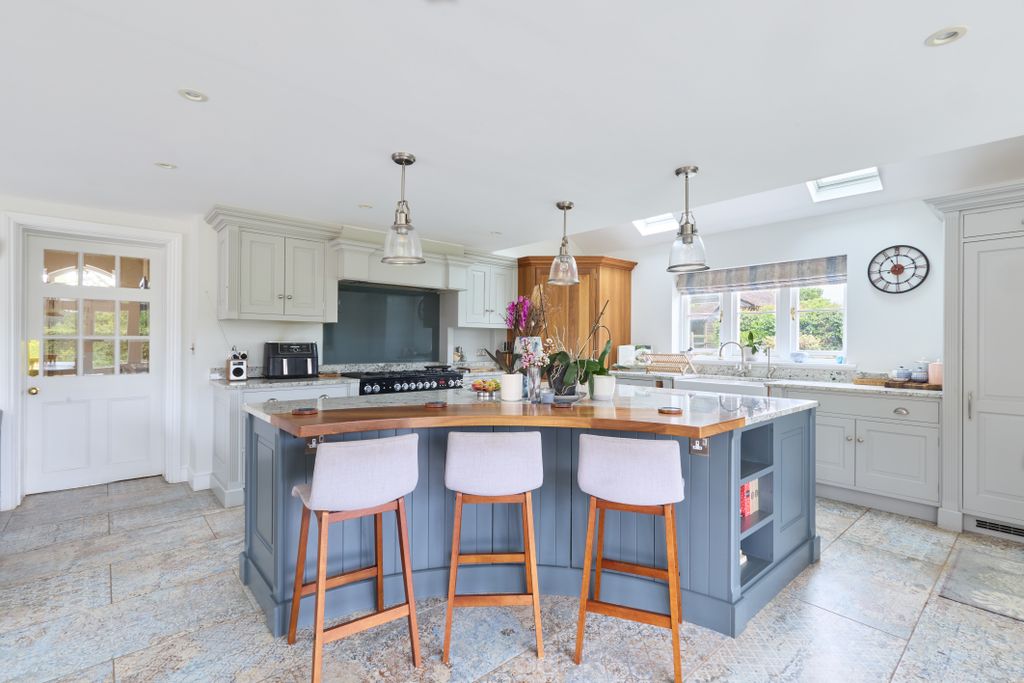 Additional image 10 of 6 bed detached house for saleCowlinge, Newmarket, Suffolk CB8