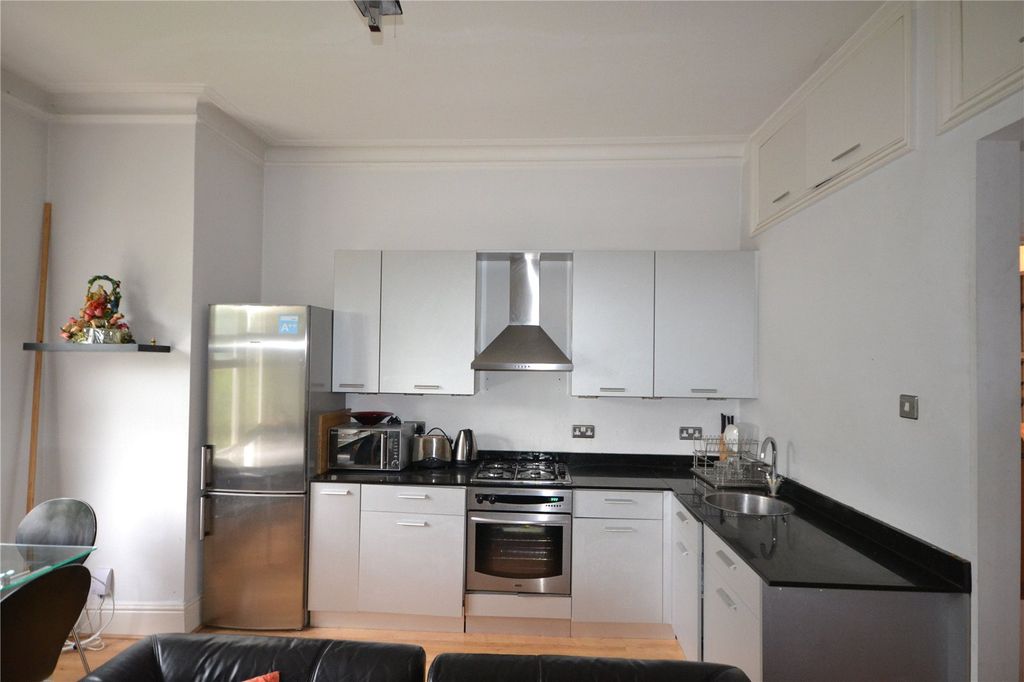 Property photo 2 of 5 Picture No. 02