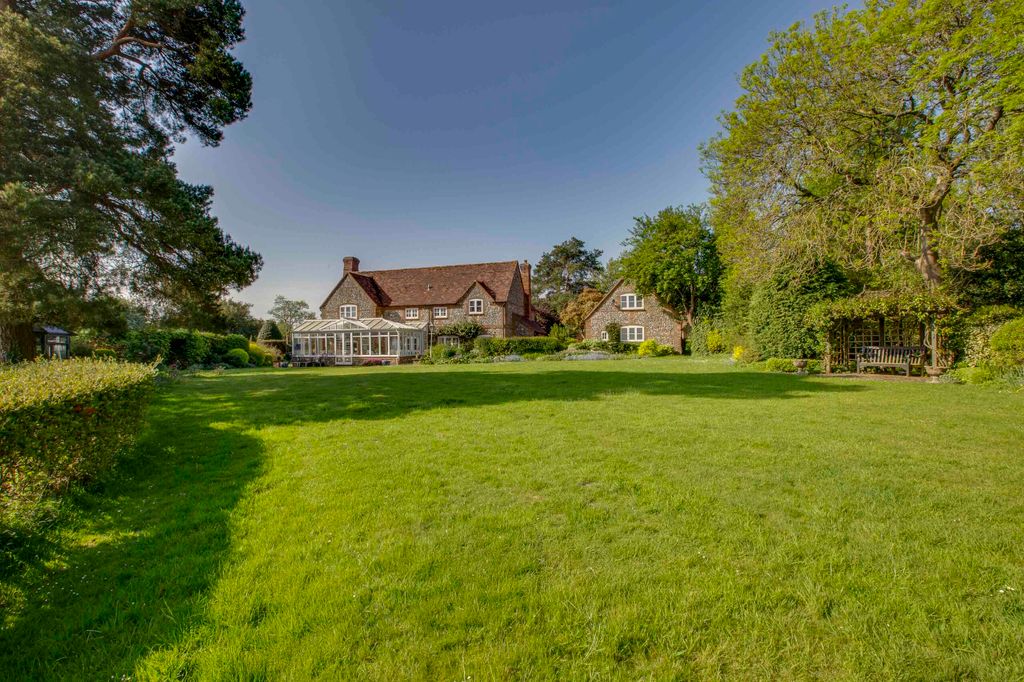 Property photo 1 of 34 Huckenden Holly, Cadmore End Common, Hp14 3Ps (Low Res)-8