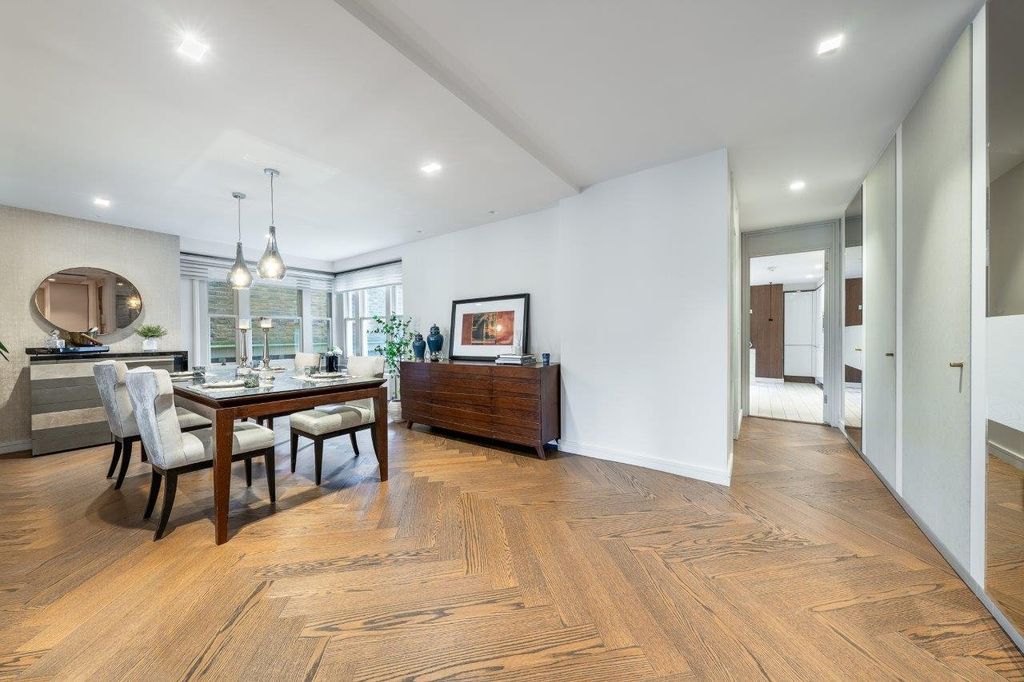 Property photo 2 of 10 Picture No. 17