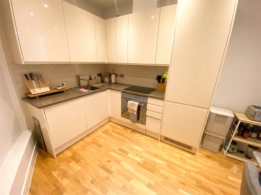 Property photo 3 of 14 Picture No. 04