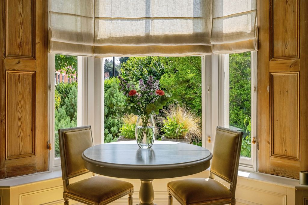 Property photo 2 of 16 2