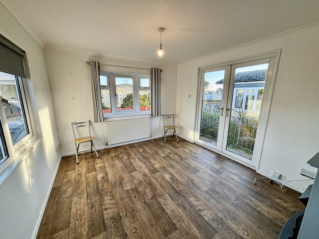 Property photo 3 of 10 Gallery