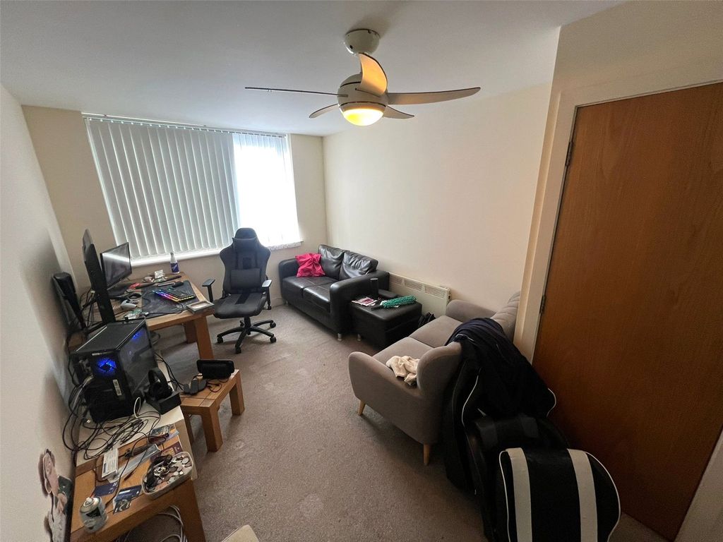 Property photo 2 of 10 Picture No. 13