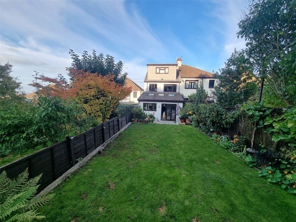 Property photo 2 of 28 Picture No. 59