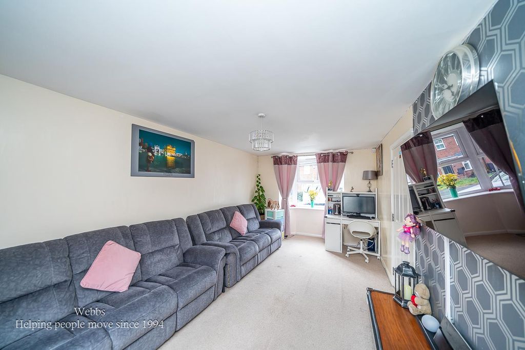 Property photo 3 of 27 Webbs-1.Jpg