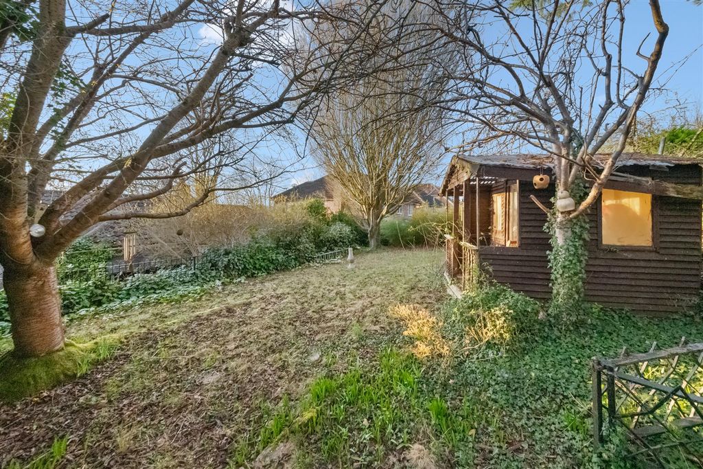 Property photo 3 of 26
