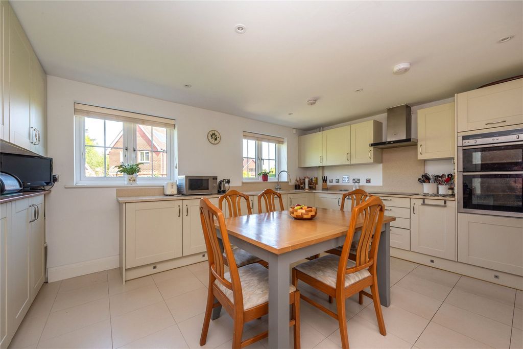 Property photo 2 of 14 Picture No. 09