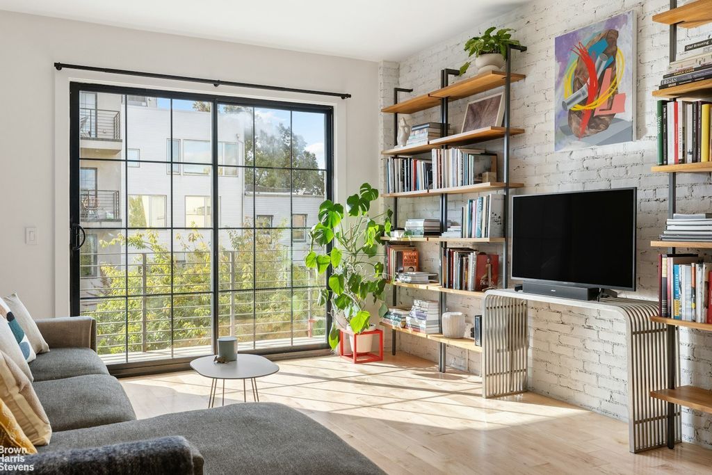 Property photo 2 of 11 <Alttext/>