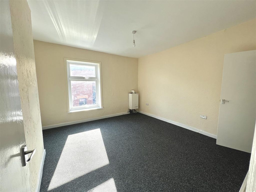 Property photo 2 of 7 Img_0850.Jpg