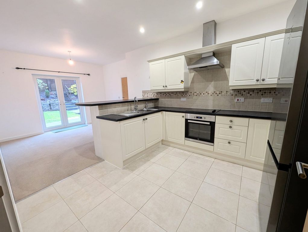 Property photo 2 of 19 Not Specified