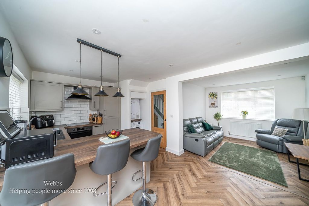 Property photo 2 of 26 Webbs-17.Jpg