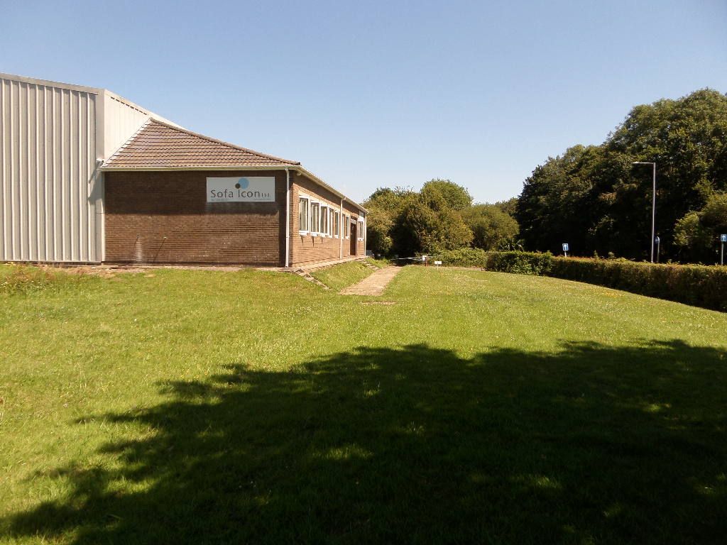 Property photo 3 of 8