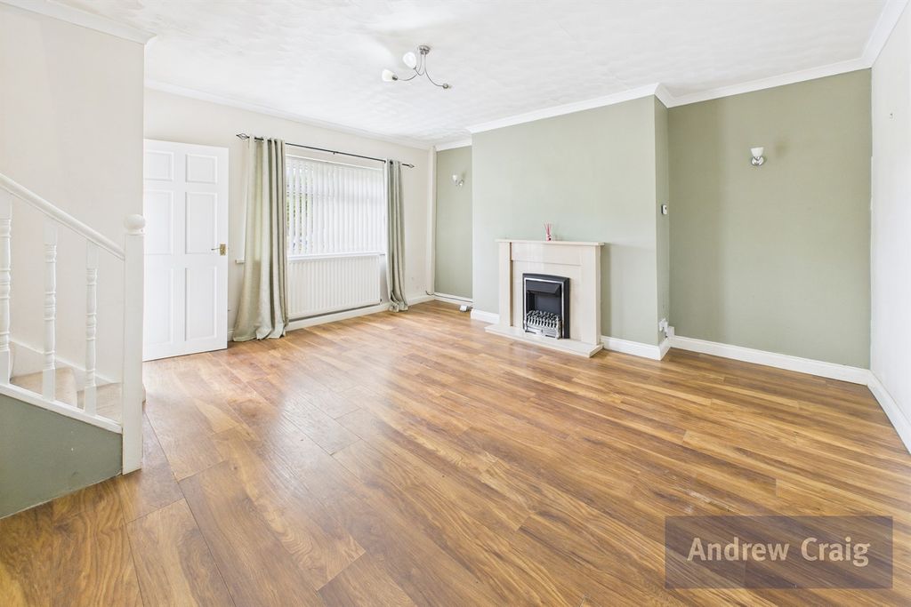 Property photo 1 of 8 (Main)