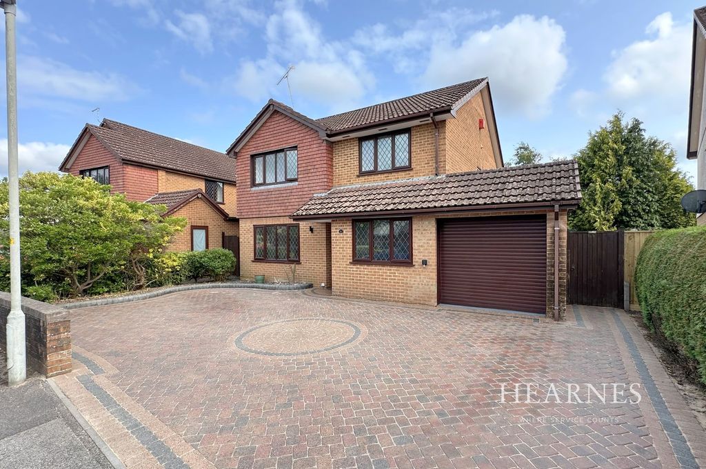 Property photo 1 of 19