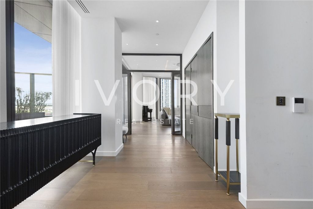 Property photo 2 of 46 Picture No. 47