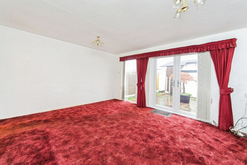 Property photo 3 of 15 Photo