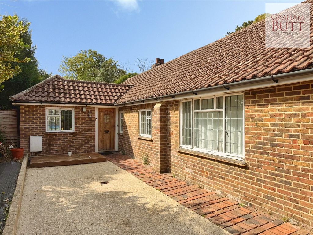 Property photo 2 of 14 Picture No. 04