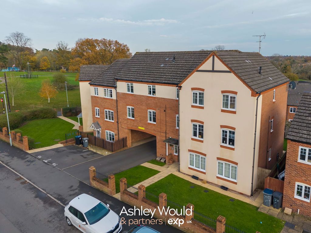 Property photo 1 of 14