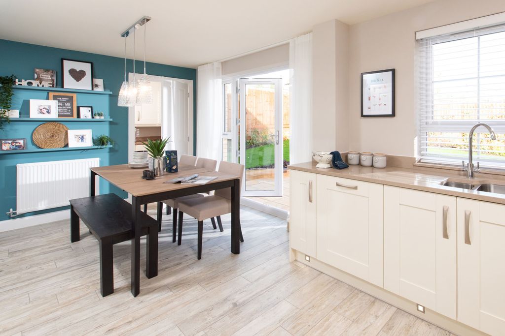 Property photo 3 of 9 The Glassworks Internal Kitchen