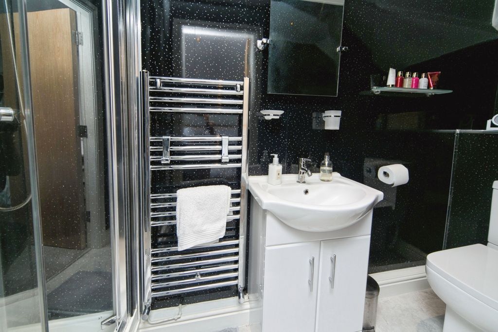 Additional image 14 of 2 bed flat for saleAbbey Road, Llandudno, Conwy LL30