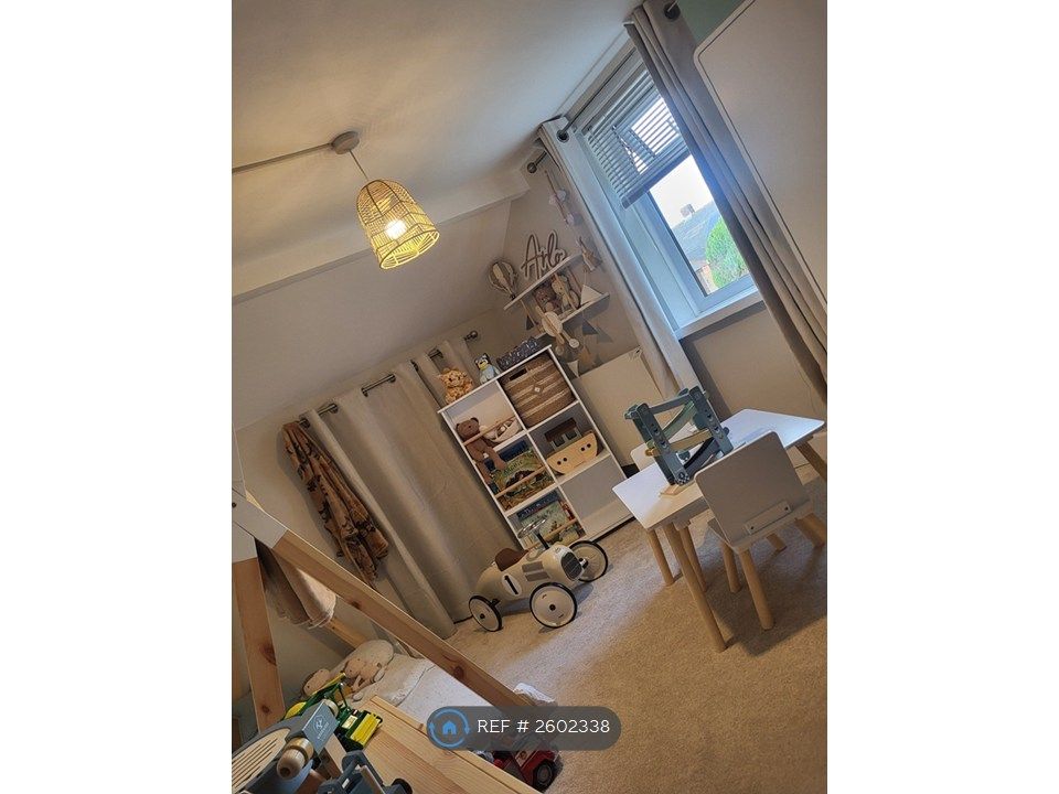 Property photo 3 of 8