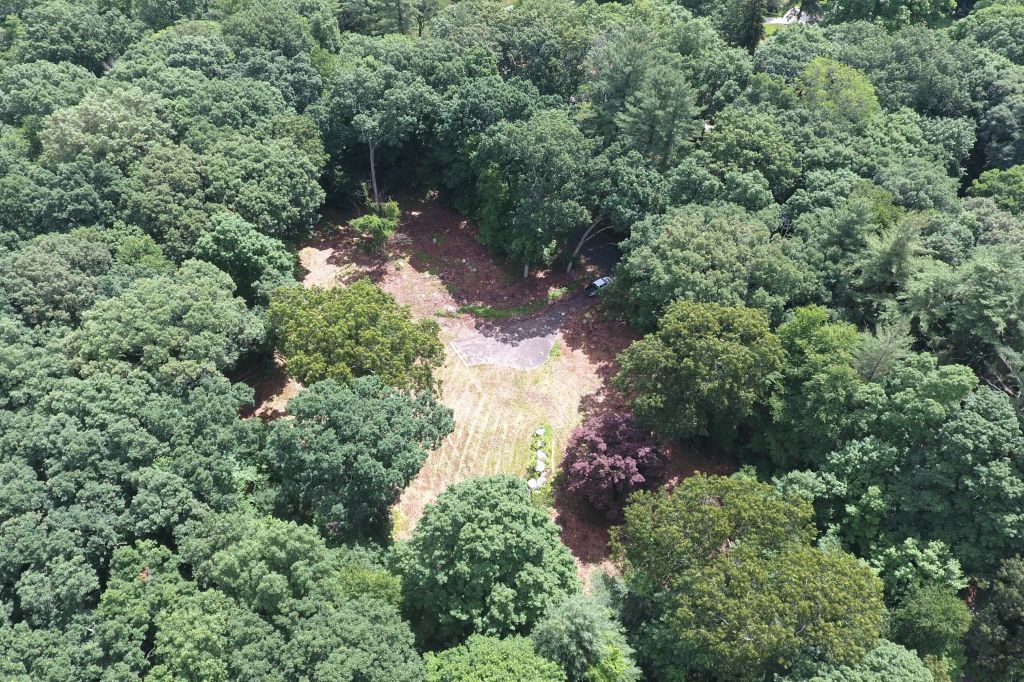 Property photo 3 of 3 <Alttext/>