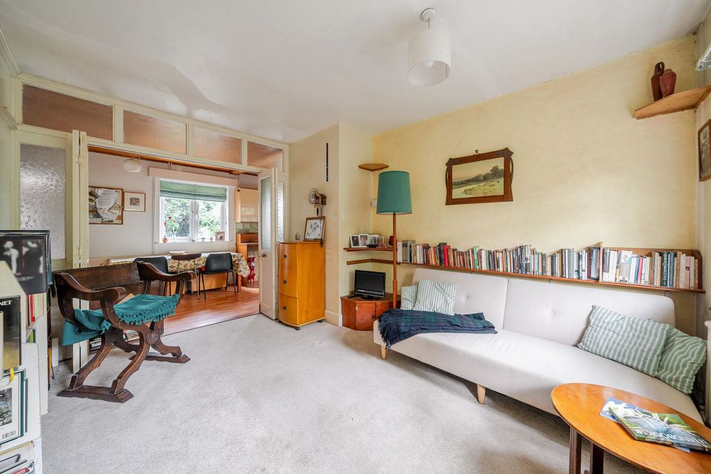 Property photo 2 of 13 Sitting Room