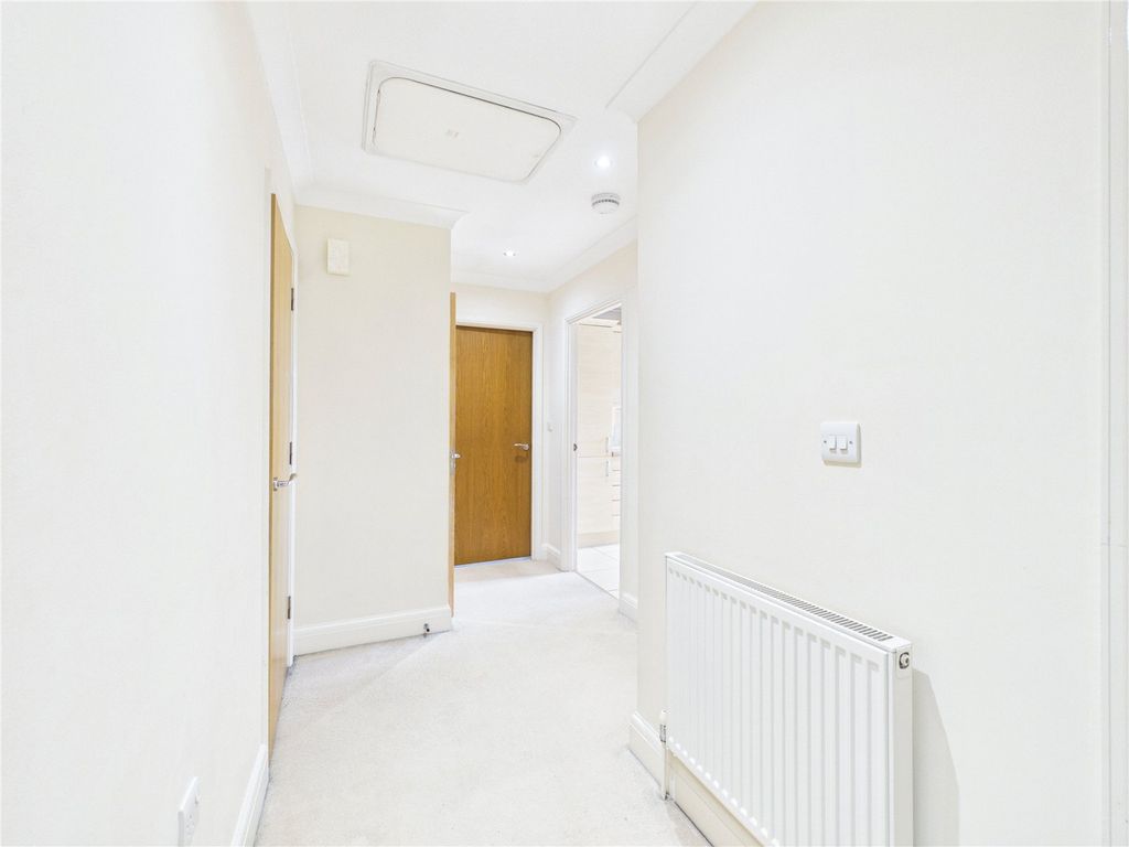 Property photo 2 of 10 Picture No. 17