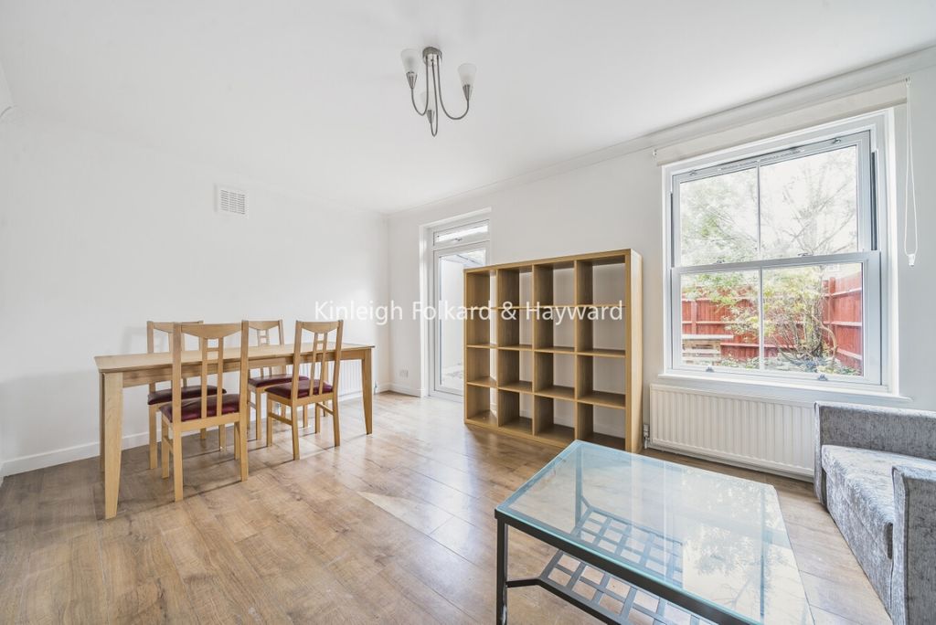 Property photo 1 of 8 5991Aaf6-d0Bf-41F0-9