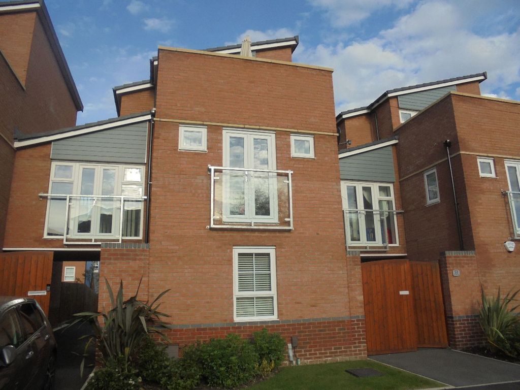 Property photo 1 of 36