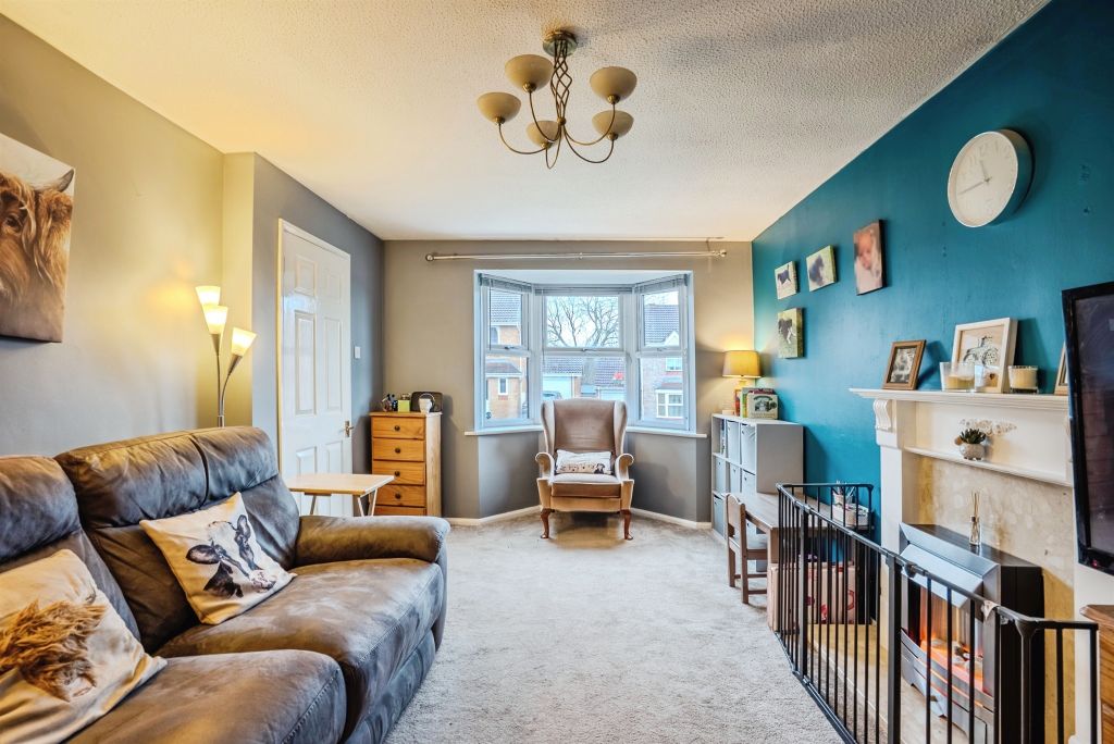 Property photo 3 of 17