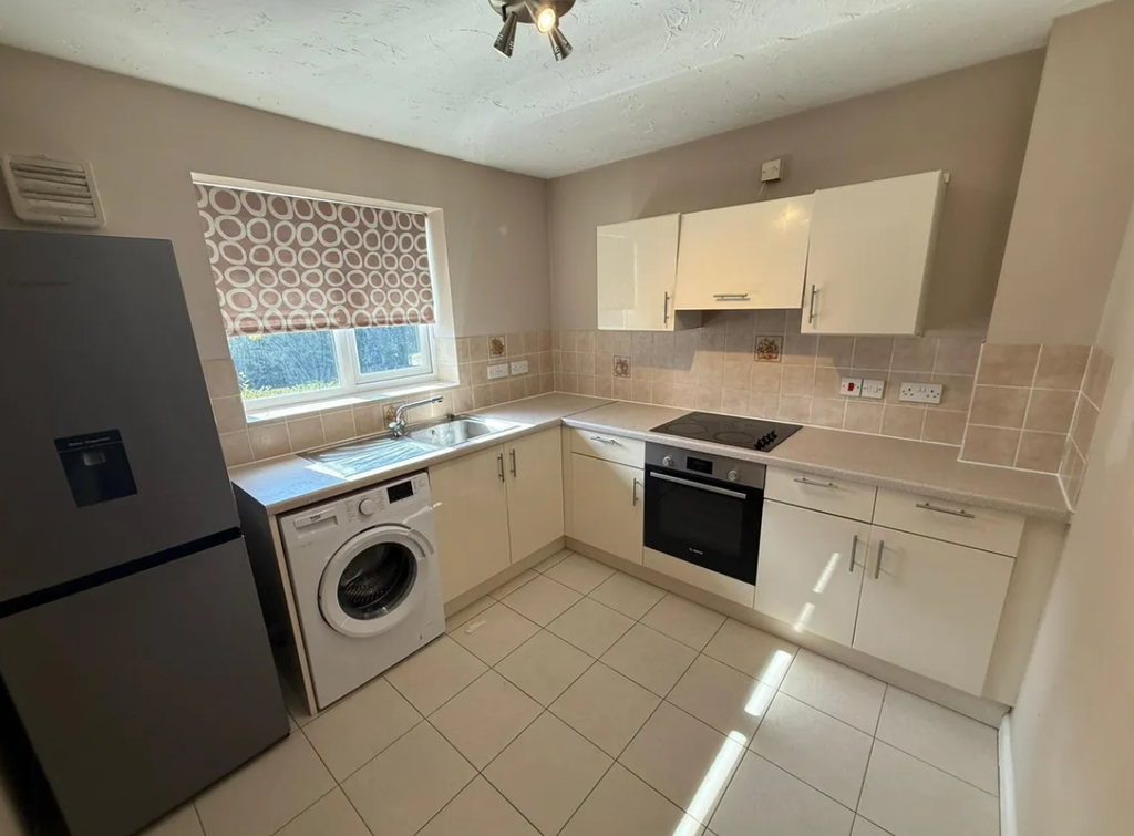 Property photo 2 of 5 Photo 2