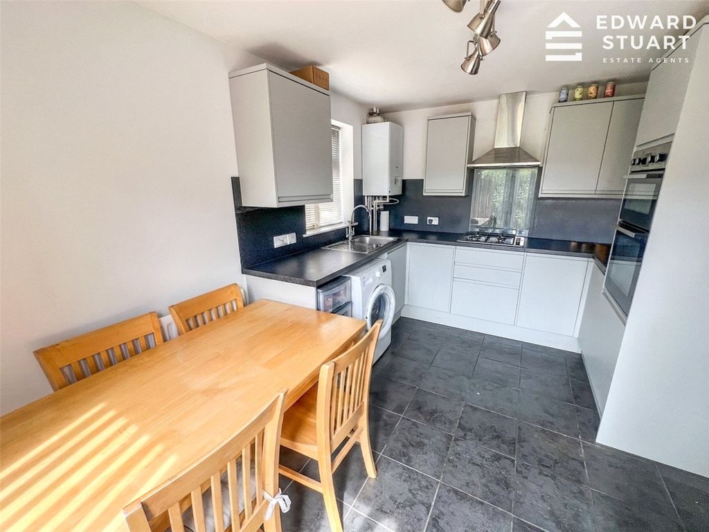 Property photo 2 of 10 Picture No. 06