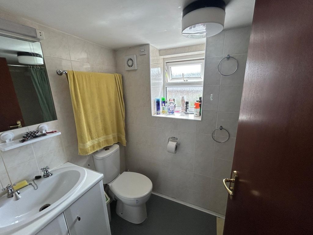 Additional image 21 of 21 bed flat for saleBroad Green, Wellingborough, Northamptonshire NN8