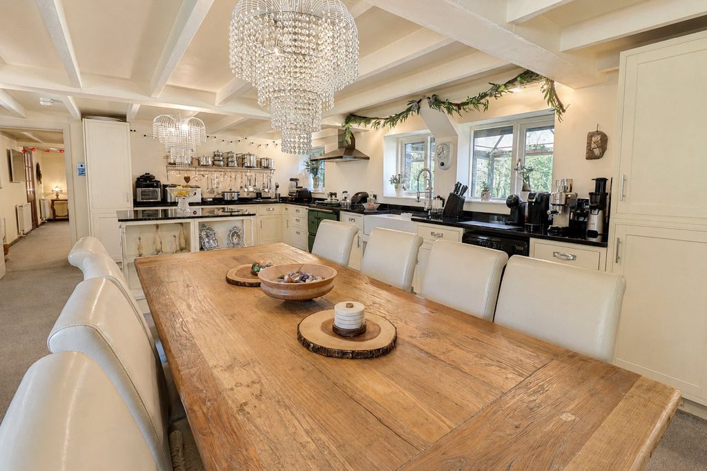 Property photo 2 of 41 Picture No. 02