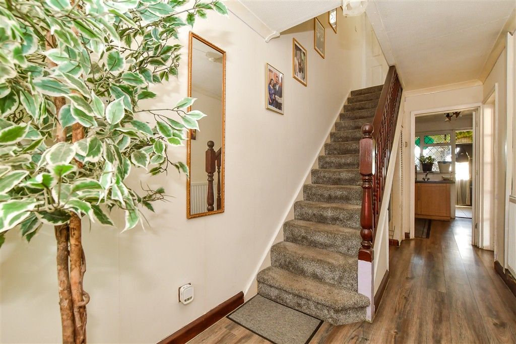 Property photo 3 of 10 Hallway