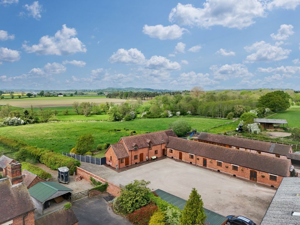 Property photo 1 of 50 3890390