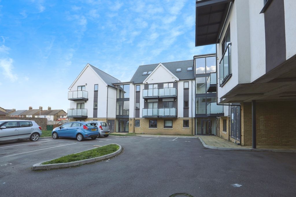 Property photo 1 of 14 Photo