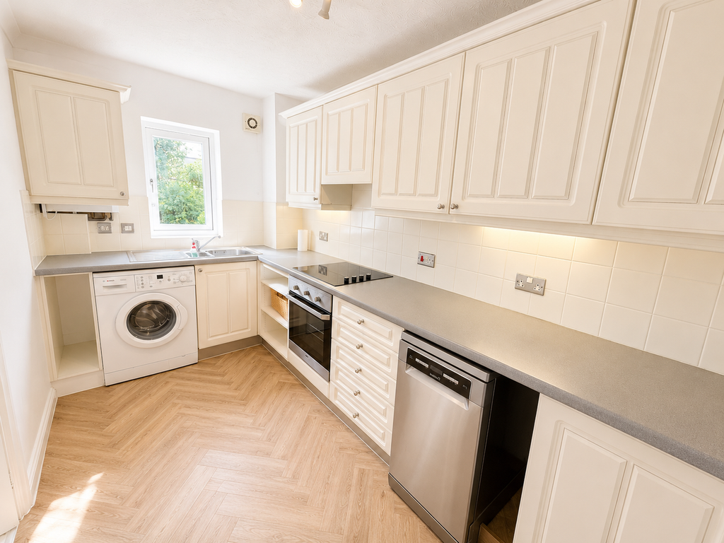 Property photo 3 of 13