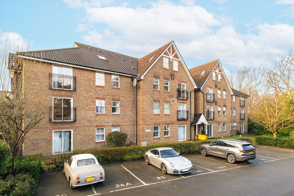 Property photo 1 of 4