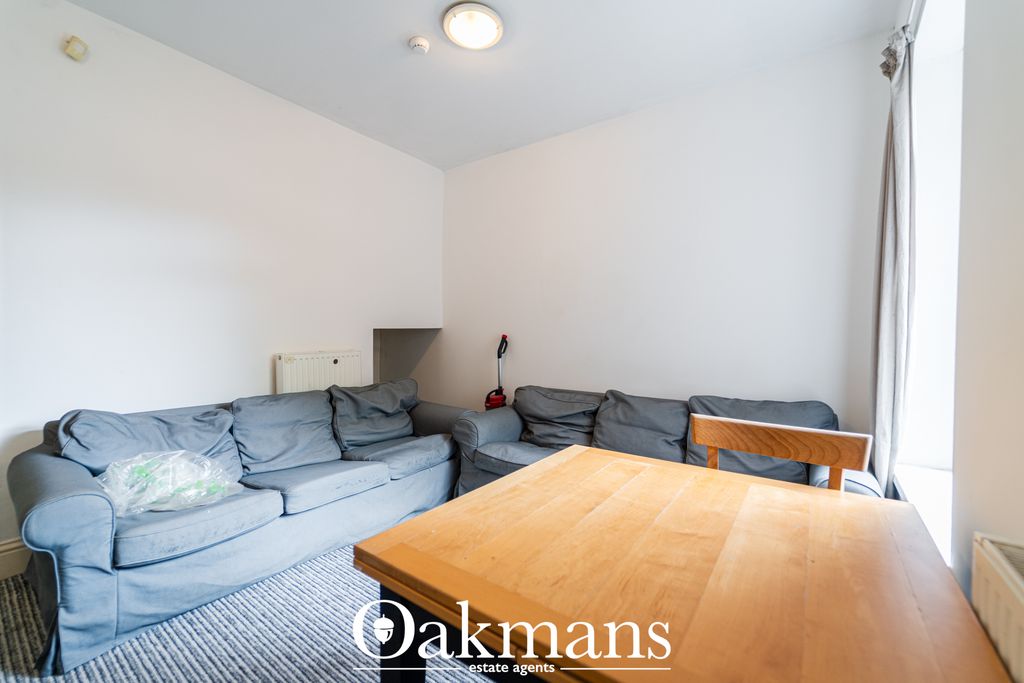 Property photo 3 of 31