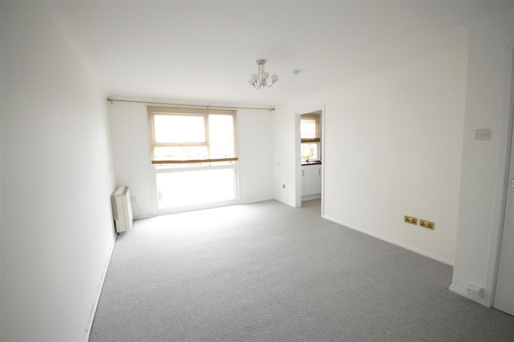 Property photo 3 of 11 Dsc05188.Jpg