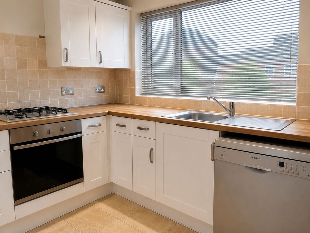 Property photo 2 of 7 Kitchen