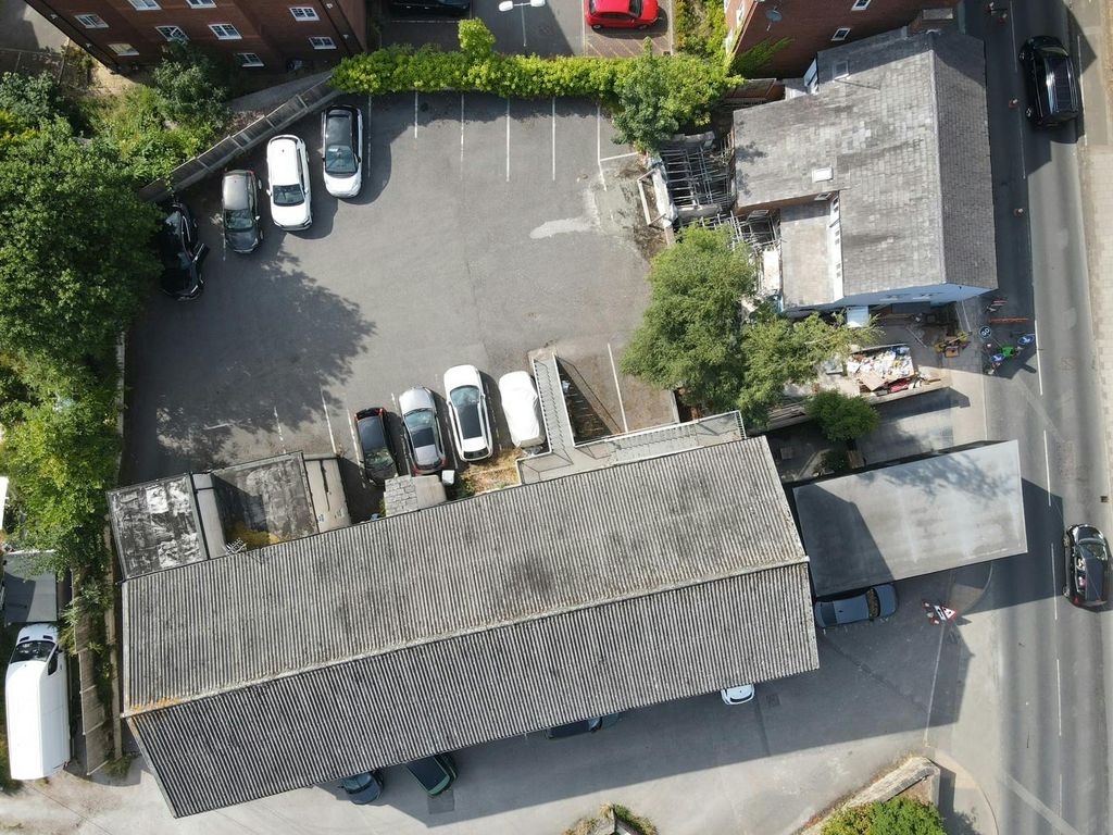 Property photo 3 of 11 Picture2.Jpg